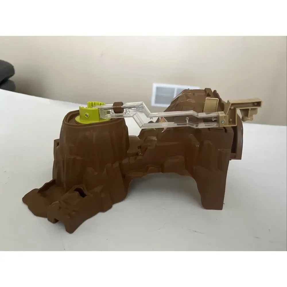 Hot Wheels Super Ultimate Garage Zone 4 Replacement Part Base / Arm